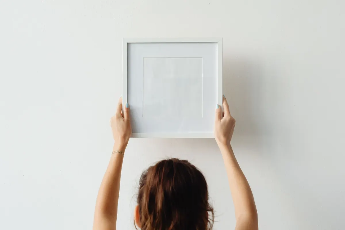 Common Mistakes to Avoid When Hanging Wall Art